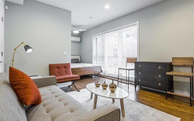 Comfy Executives Studio