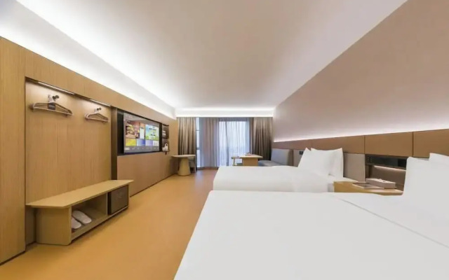 Full Season Hotel-HGH