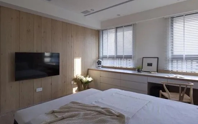 Huayi Hotel (Shanghai Pudong Hang Seng Plaza Branch)