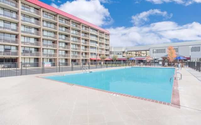 Baymont by Wyndham Fayetteville Fort Bragg Area