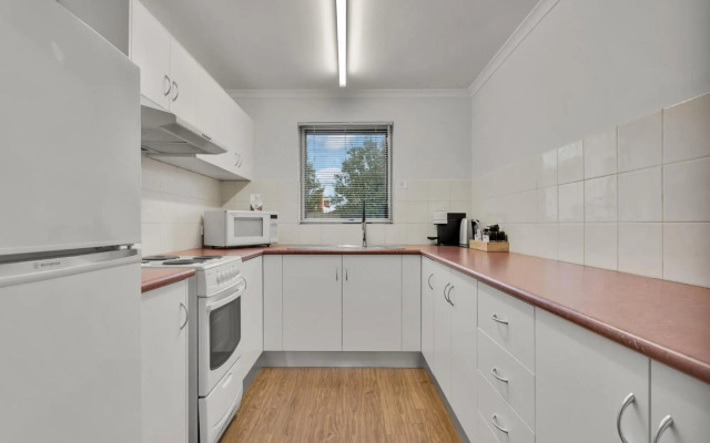 Elphin Motel & Serviced Apartments