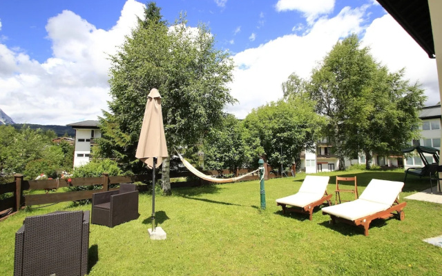 Tranquil Apartment in the Centre of Seefeld