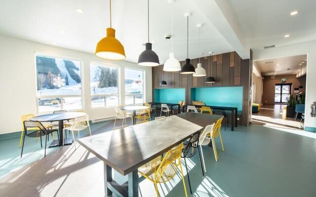 Mountain Shadow Hostel