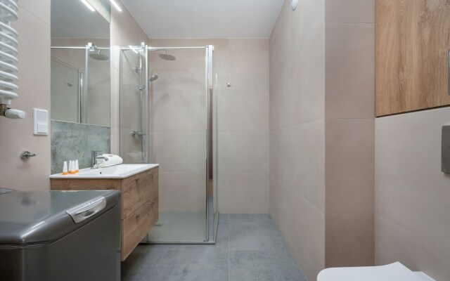1 Bedroom Apartment Wrocław by Renters