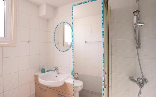 Cozy Atelier*Nicosia City*Free Parking & Wifi Welcomes U!!!