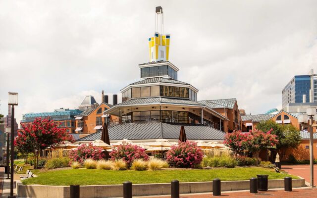 Pier 5 Hotel Baltimore