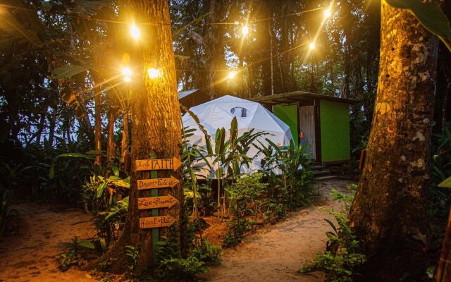 Faith Glamping Dome Costa Rica