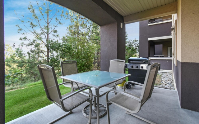 2216 Country Club Drive - 2 Bedroom