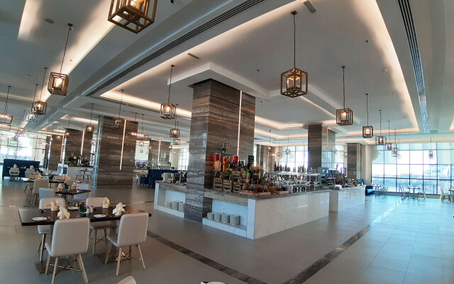 Al Bahar Hotel & Resort