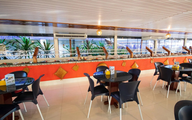 Croa Mares Hotel