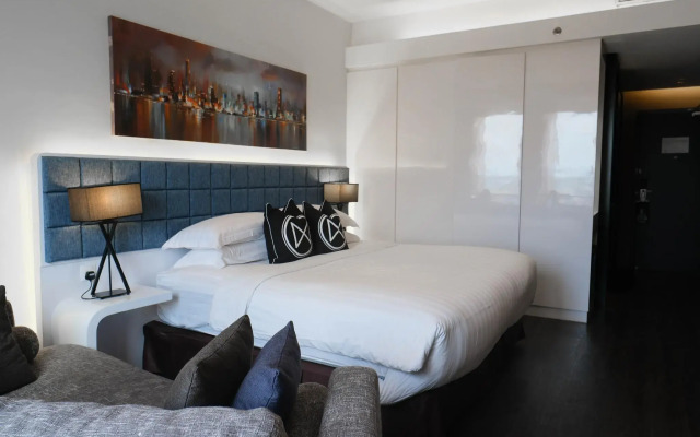 M Roof Hotel & Residences