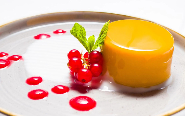 iQ Hotel Roma