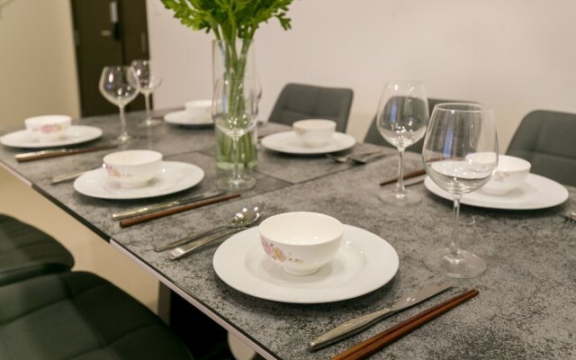 Rivergate Apartment By MM Home