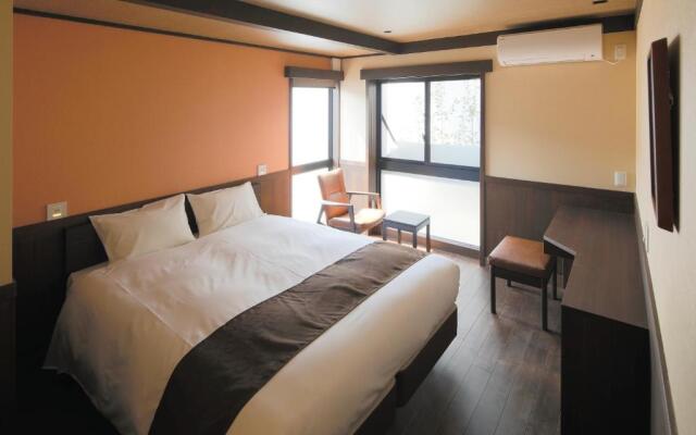 Kyomachiya Ryokan Sakura Urushitei Guest House