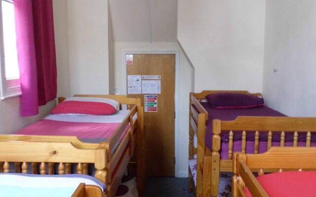 Homestay Bristol - Hostel