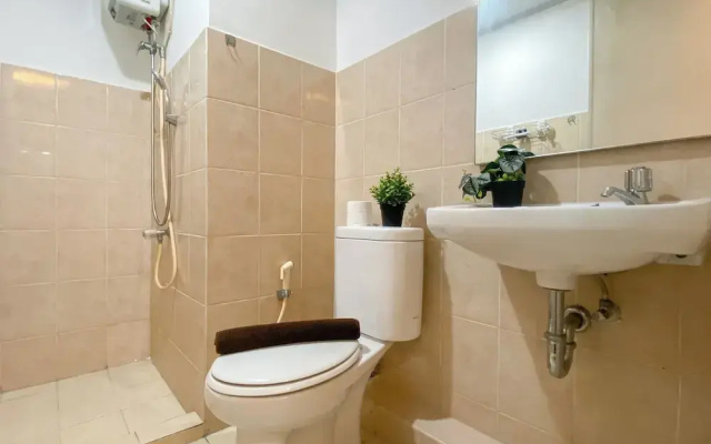2Br Near Baywalk Mall At Green Bay Pluit Apartment
