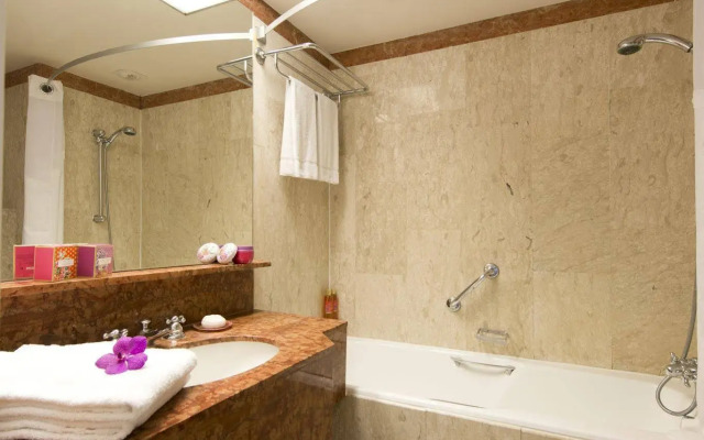 Holiday Inn Nice by IHG