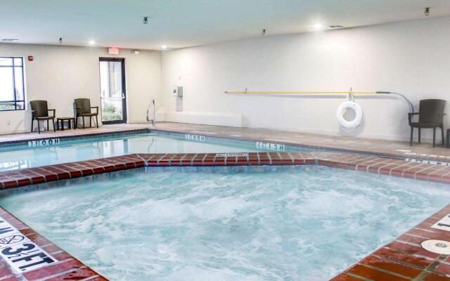 Comfort Suites Tyler South