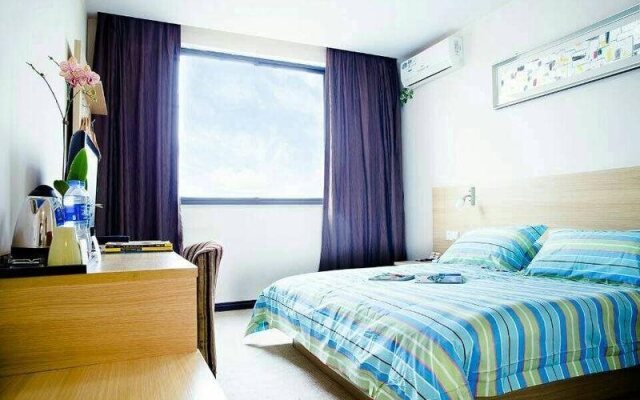 Super 8 Hotel Shanghai Fengxian Sports Center