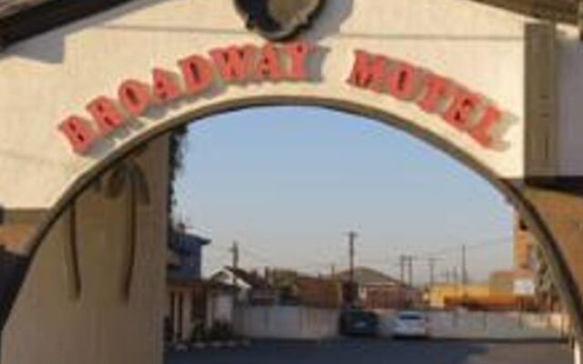 Broadway Motel