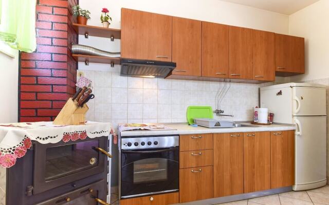 Holiday House Anica