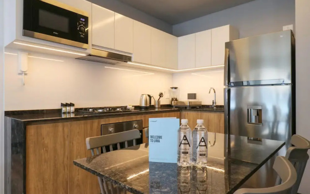 w Prestigious 2BR w Amazing Deco in San Isidro