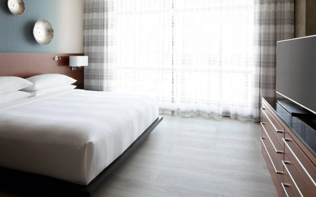Montreal Airport Marriott In-Terminal Hotel