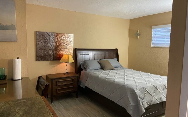 Treehouse Apartment Rentals