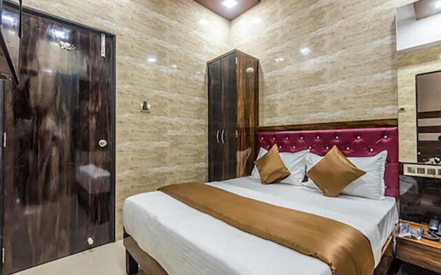 Hotel Plaza Mumbai