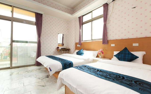 Tau Tau Chu Hotel