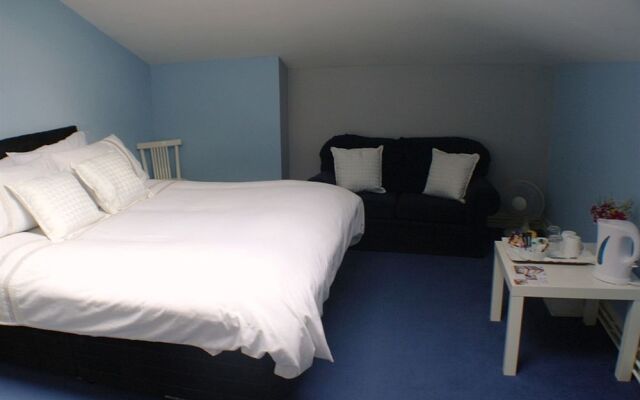 Camden Castle B&B