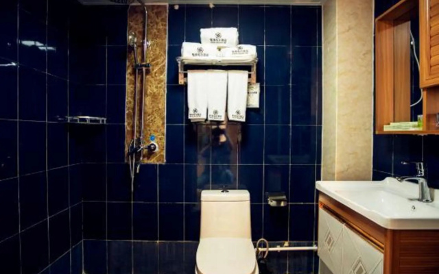 Juyuan Holiday Hotel ( Zhengzhou Jingkai College of Traffic Technicians ) – Bathroom – Zhengzhou