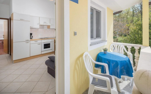 Beautiful Home in Porec With Wifi and 1 Bedrooms - Hotel in Porec - Photo 3