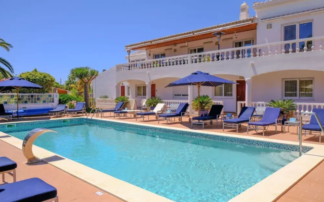 Monte Violeta Apt in Lagos