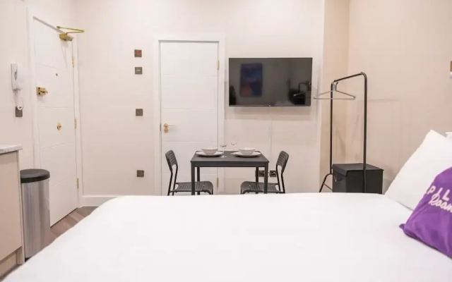 Modern Studio in Central London