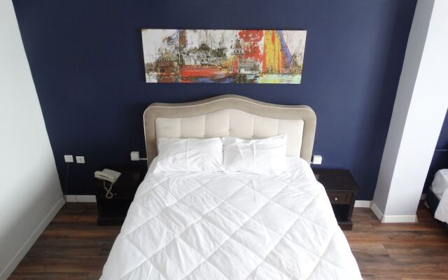 Yakamoz Hotel & Restaurant