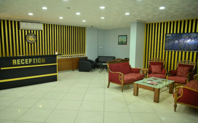 Elit Holiday Hotel