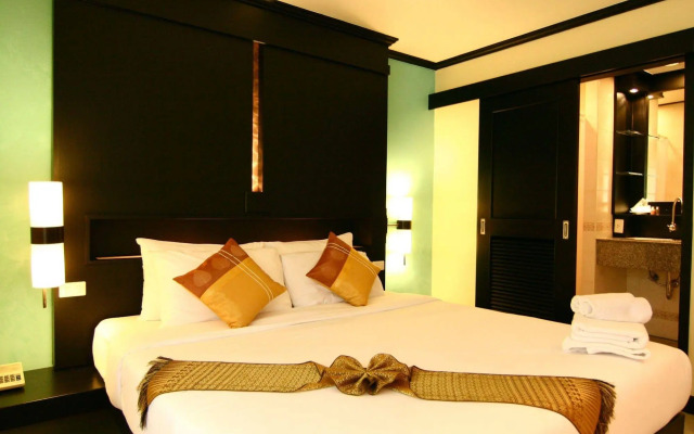 Rattana Beach Hotel