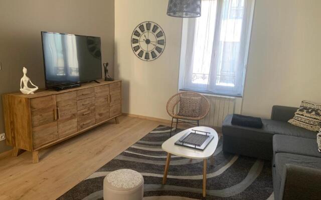 Appartement charmant T3, centre ville de millau
