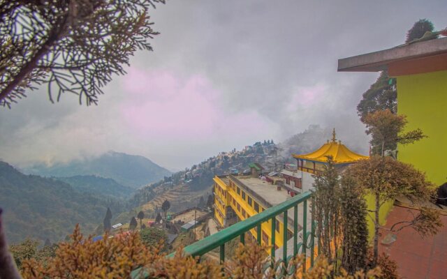 Cloud Inn By OYO Rooms