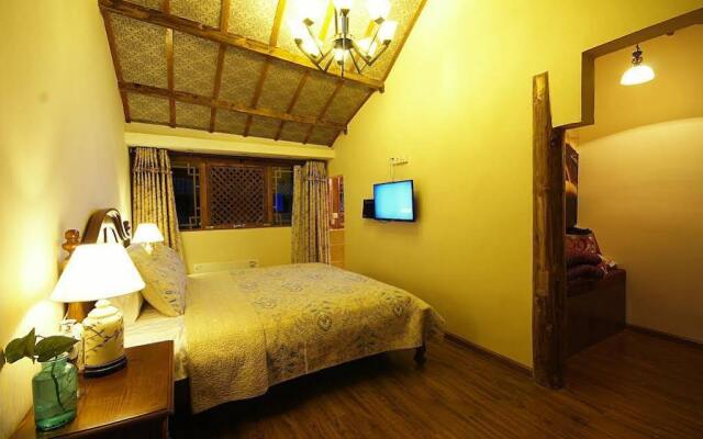 Ivys' Family Inn