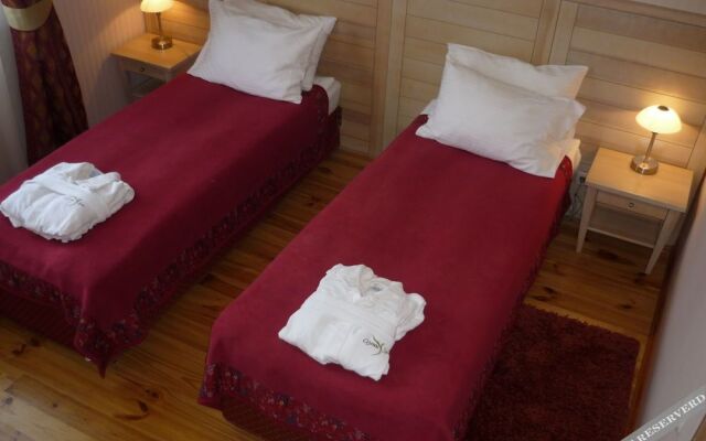 Seasons SPA Boutique Hotel