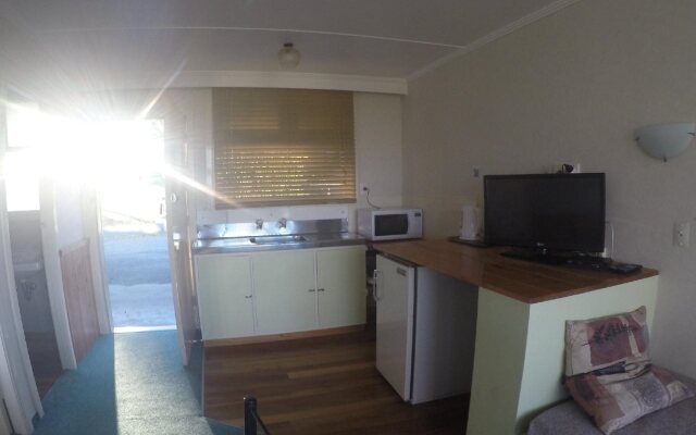 Hicks Bay Motel Lodge