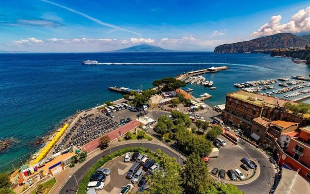 Living Times Apartment