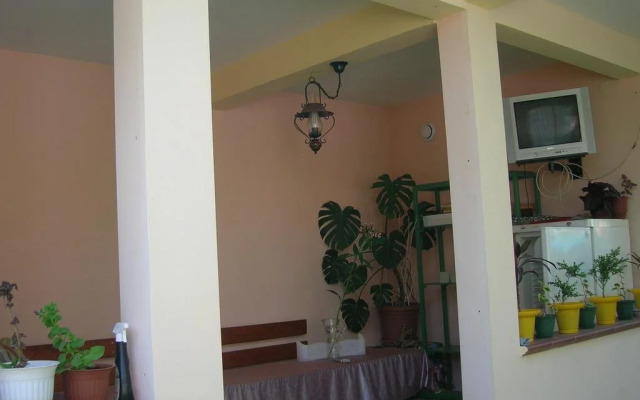 Guest House Yug