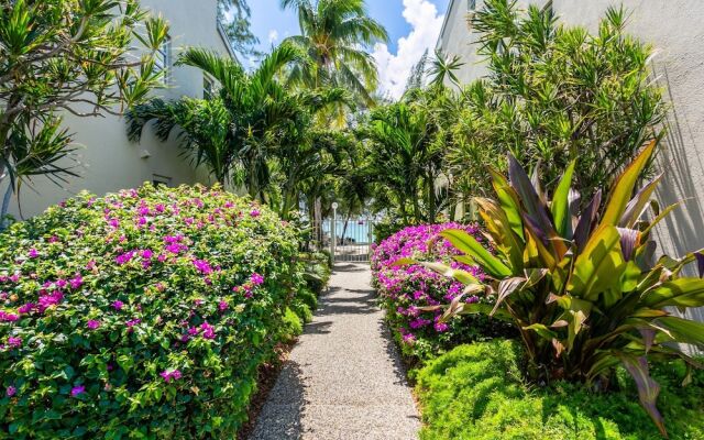 White Sands by Cayman Villas