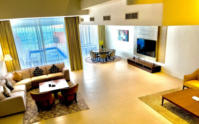 The Dragon Hotel & Resort & Sea Loft Chalets