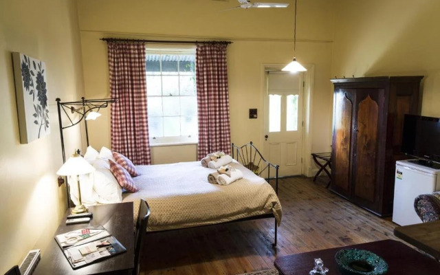 The Rising Sun Hotel