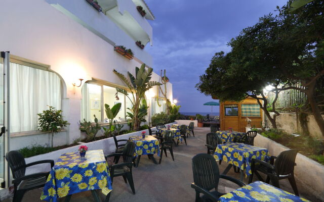 Hotel Baia Degli Dei