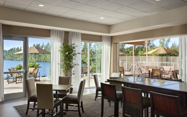 Comfort Suites Sarasota - Siesta Key